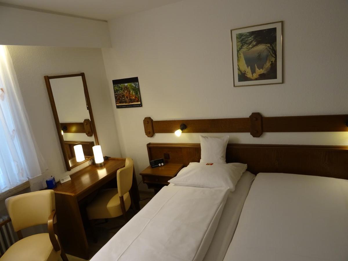 Aparthotel Zum Dom Kleinblittersdorf Dış mekan fotoğraf
