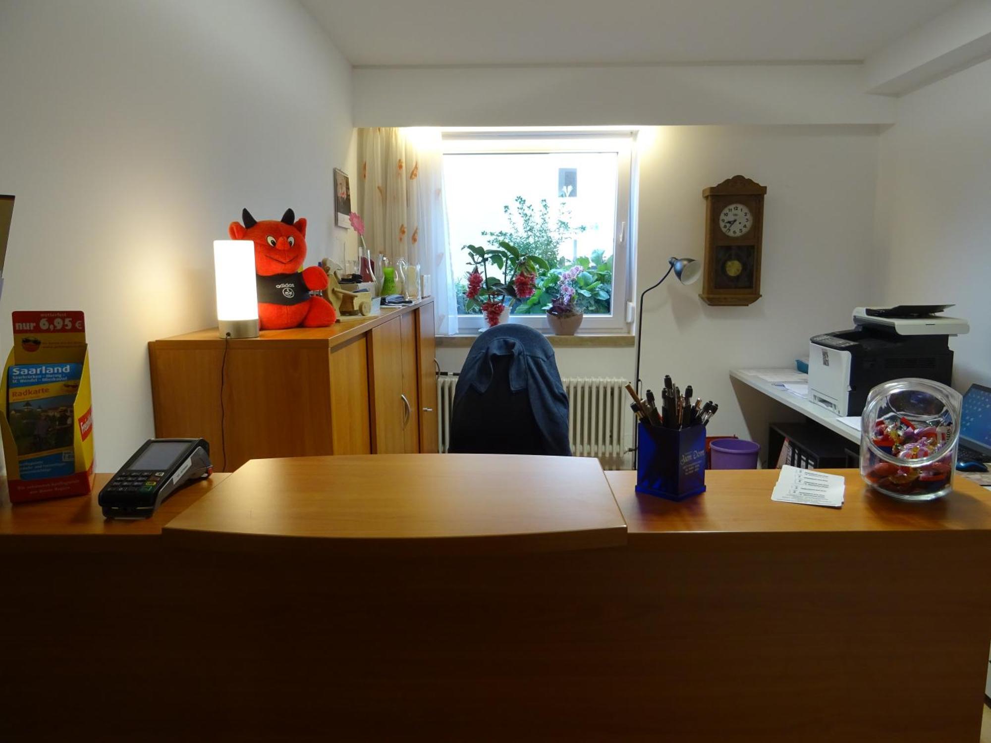 Aparthotel Zum Dom Kleinblittersdorf Dış mekan fotoğraf