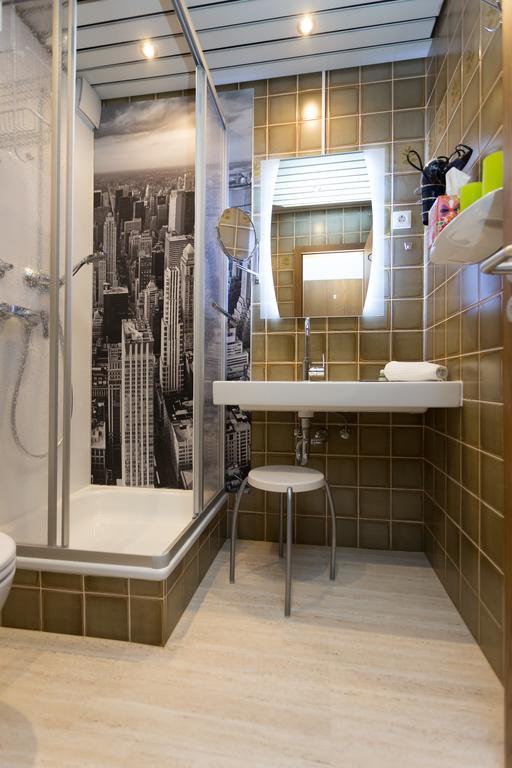 Aparthotel Zum Dom Kleinblittersdorf Dış mekan fotoğraf