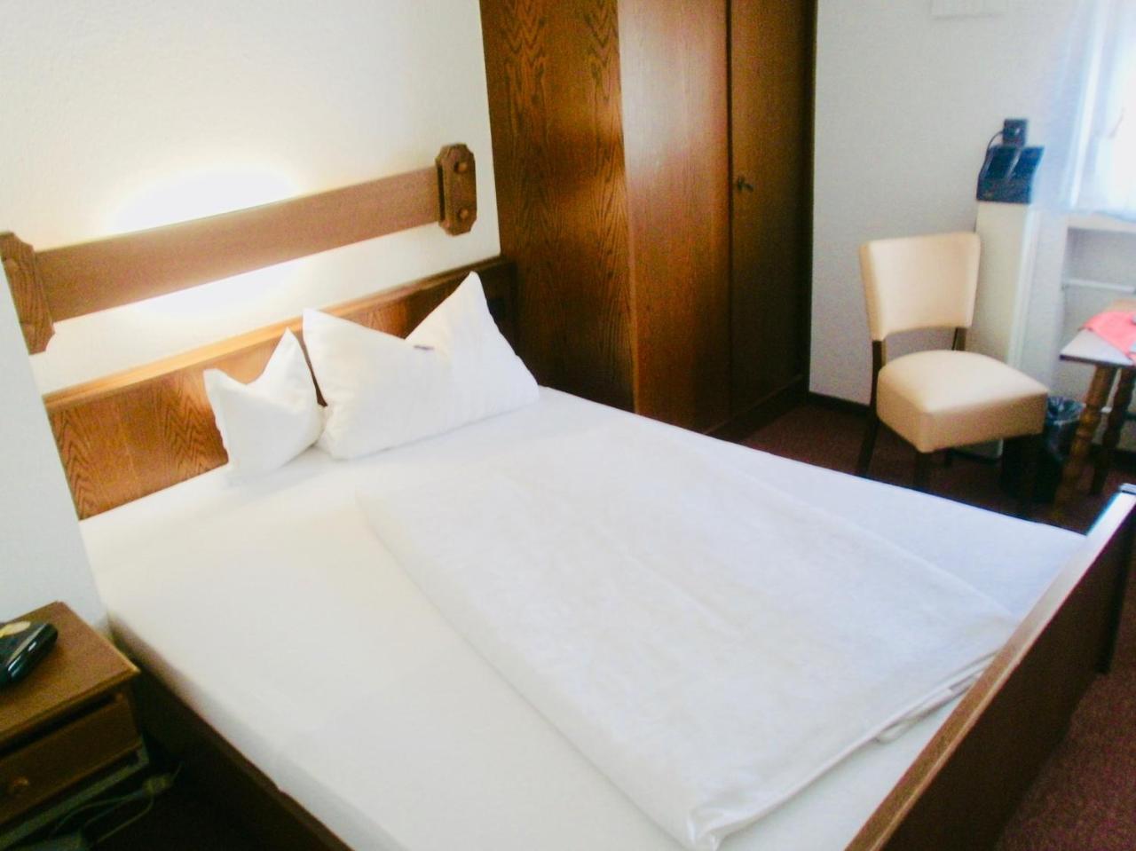 Aparthotel Zum Dom Kleinblittersdorf Dış mekan fotoğraf